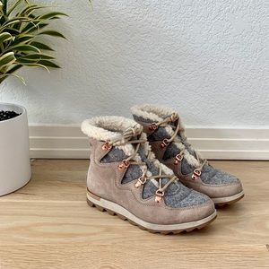 Sorel Beach Suede Sneakchic Alpine Holiday Boots